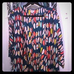 NWO TAGS! Lularoe  size large Lindsey kimono!
